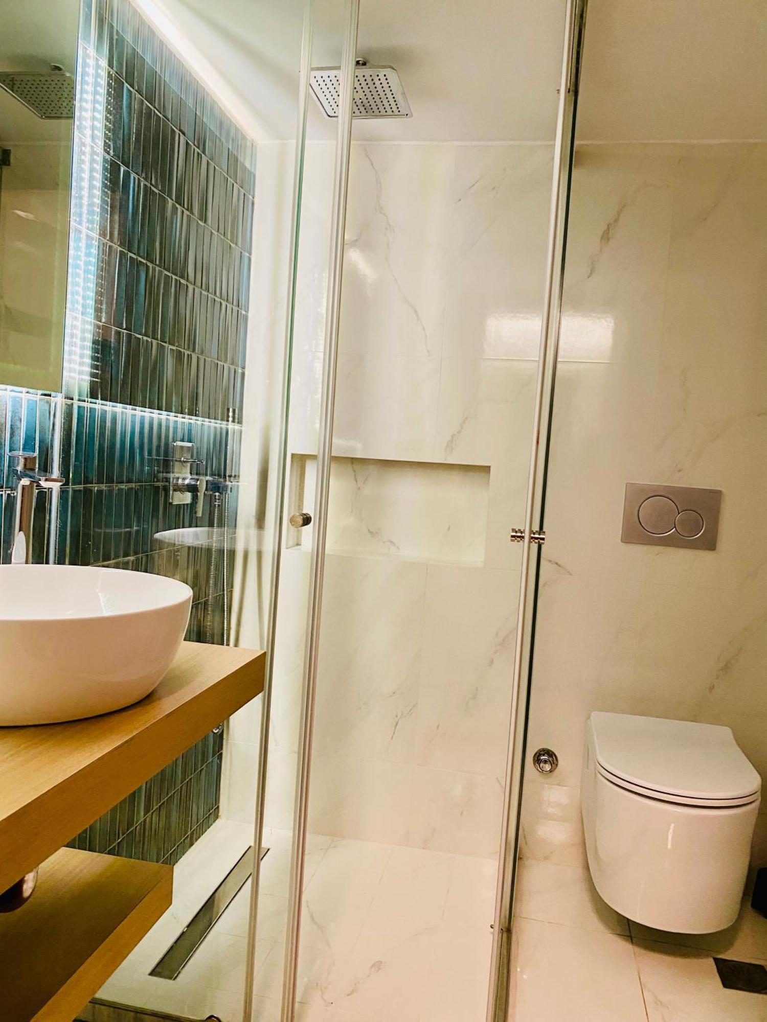 Antinoros Inn, Stylish Apartment,3' To Metro Aten Exteriör bild